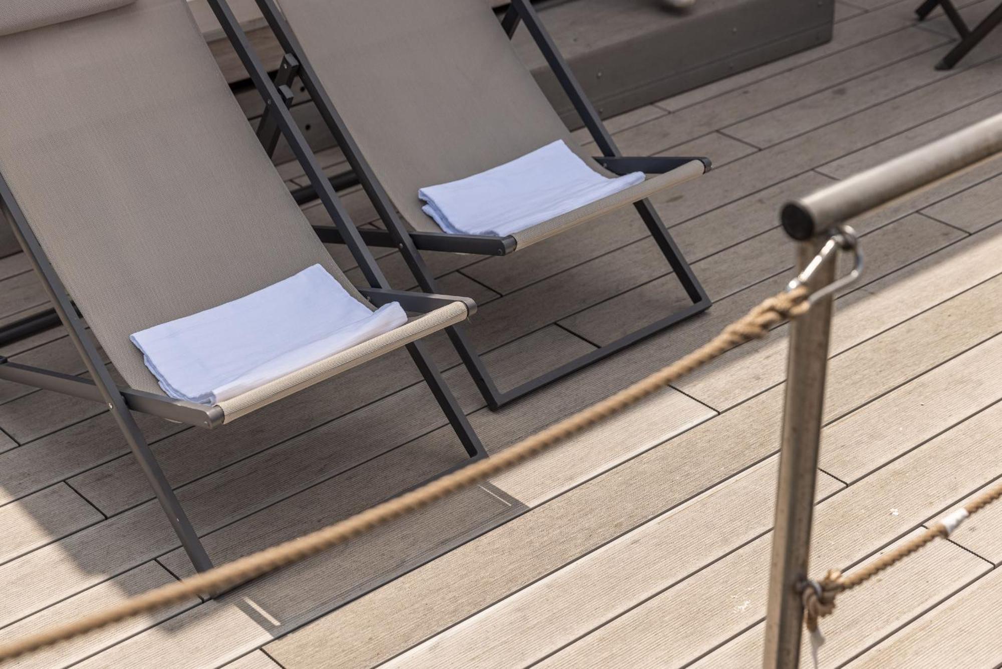 Marina Del Gargano Houseboat Hotel Manfredonia Exterior photo